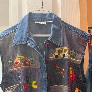 KEREN hart Denim Vest with Colorful Embroidery